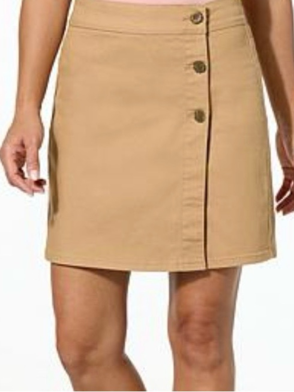 NWOT DG2 by Diane Gilman Classic Stretch Denim Button Front Wrap Skort 
Size 2P